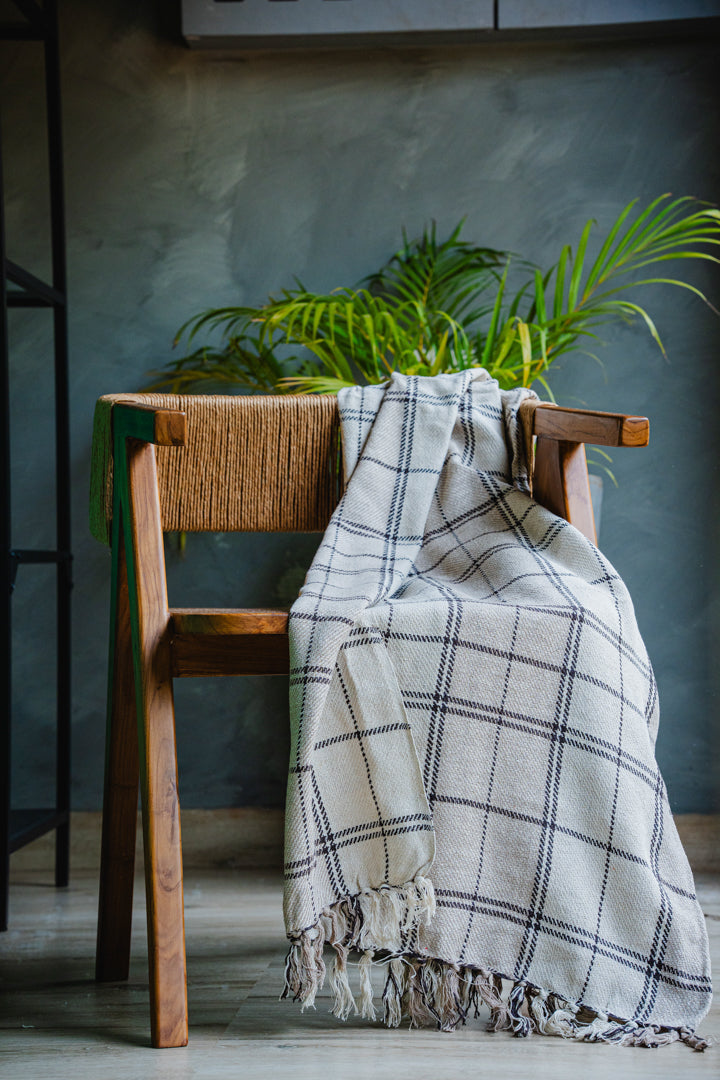 Black/White Check Style Sofa Throw