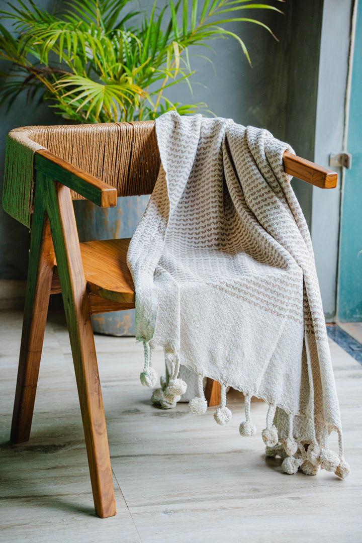 Beige/White Sofa Throw with Tassels