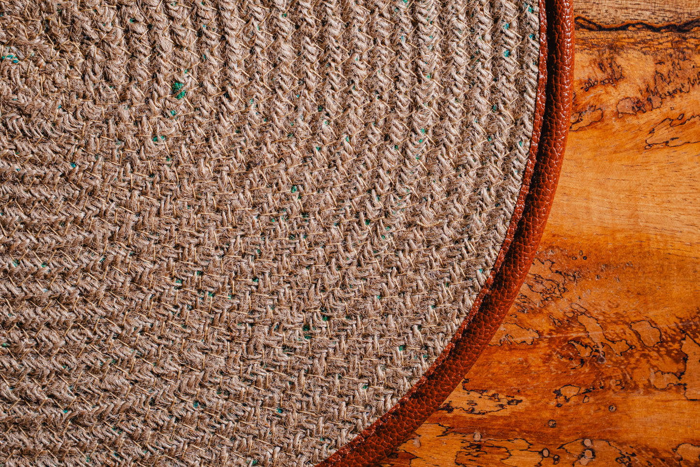 Jute Round Placemat with Brown Edge