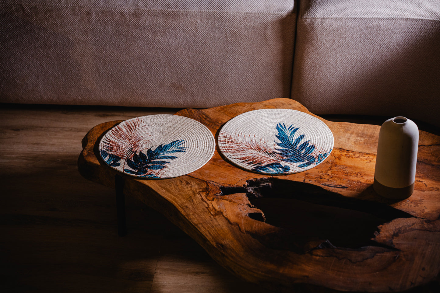Printed Blue Leaf Round Placemats