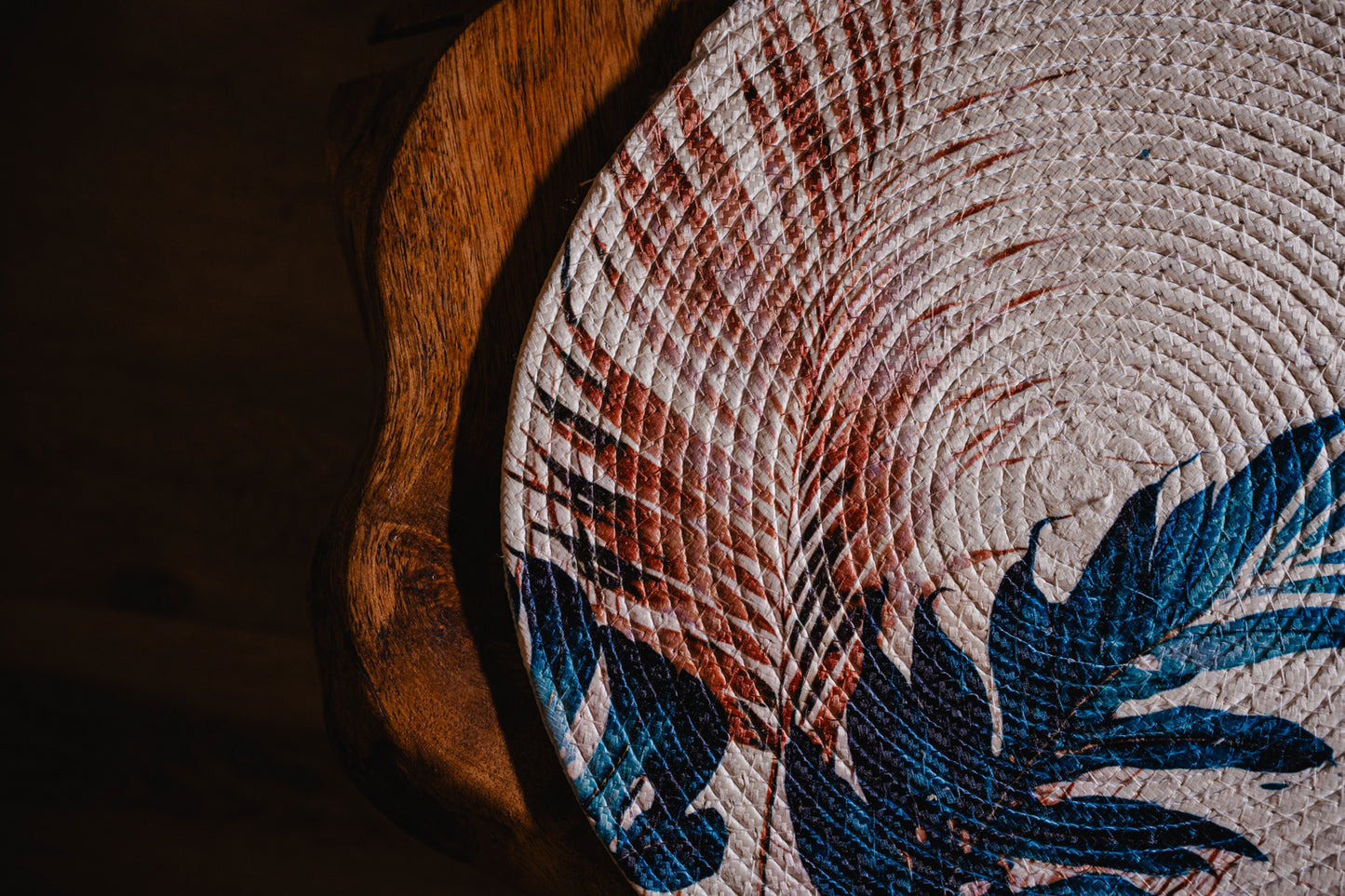 Printed Blue Leaf Round Placemats