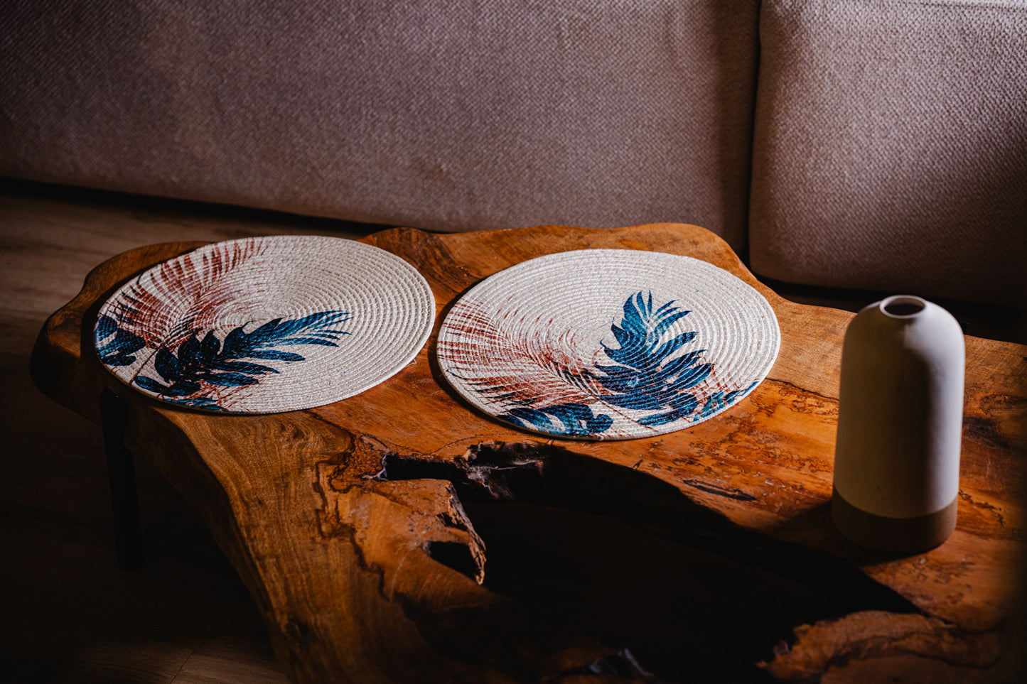 Printed Blue Leaf Round Placemats