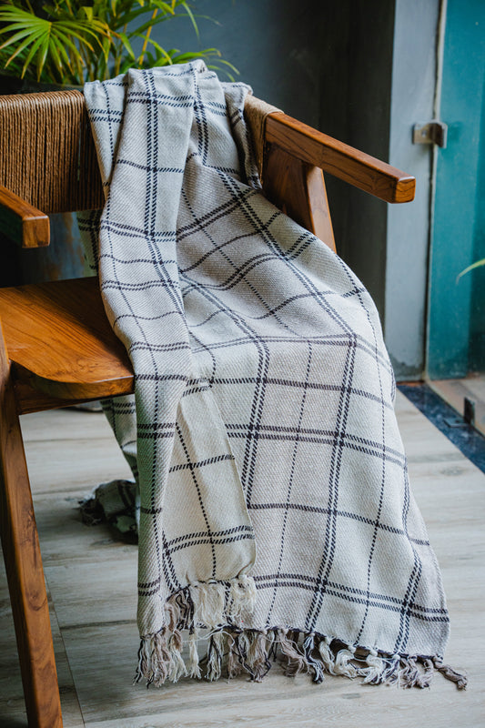 Black/White Check Style Sofa Throw