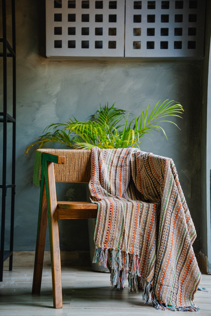 Multicolor Pop-Style Sofa Throw