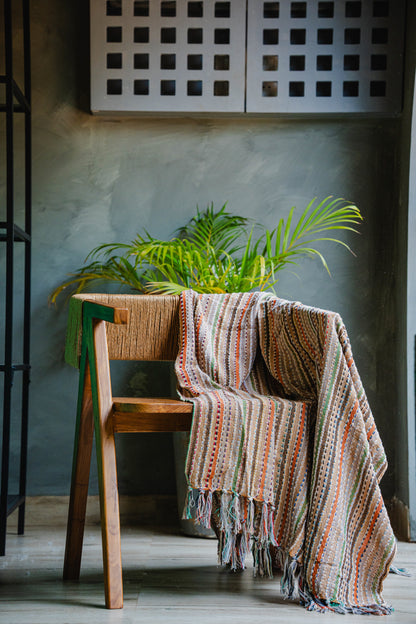 Multicolor Pop-Style Sofa Throw