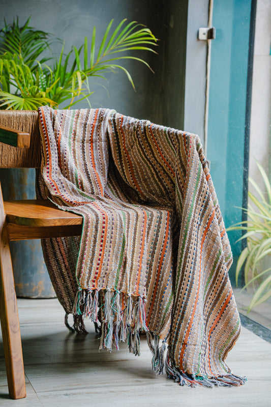 Multicolor Pop-Style Sofa Throw