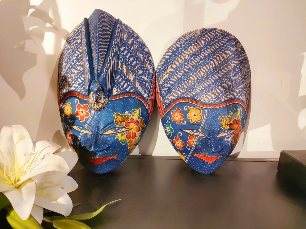 Wooden Big Size Masks Pair